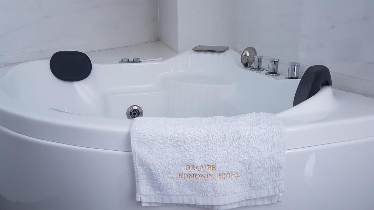 برازافيل Edmond Hotel المظهر الخارجي الصورة
