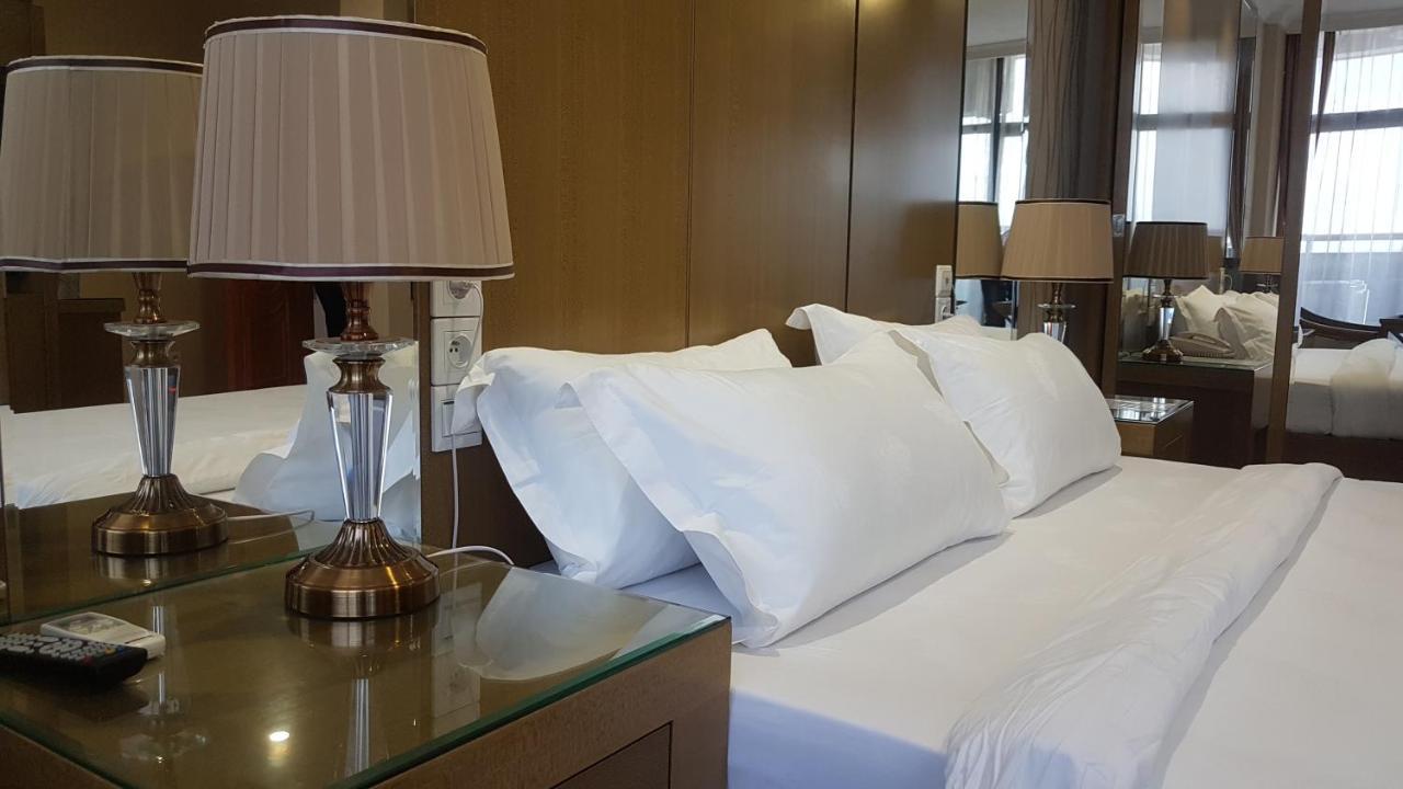 برازافيل Edmond Hotel المظهر الخارجي الصورة